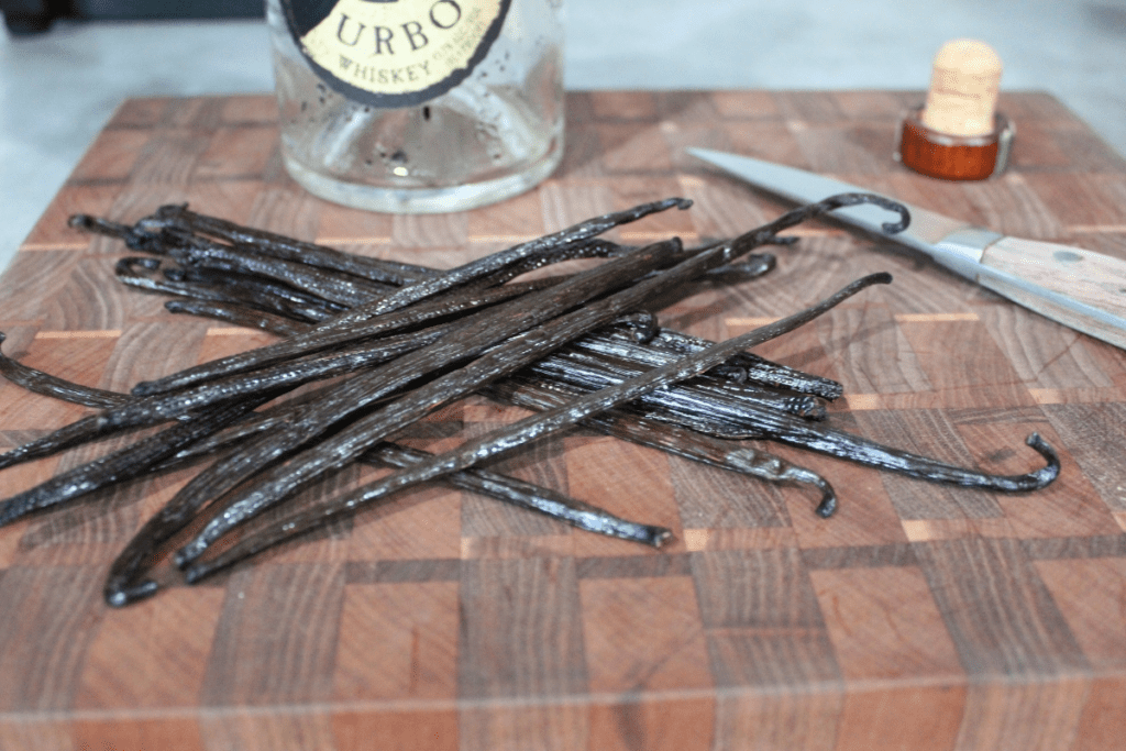 How to make your own vanilla extract