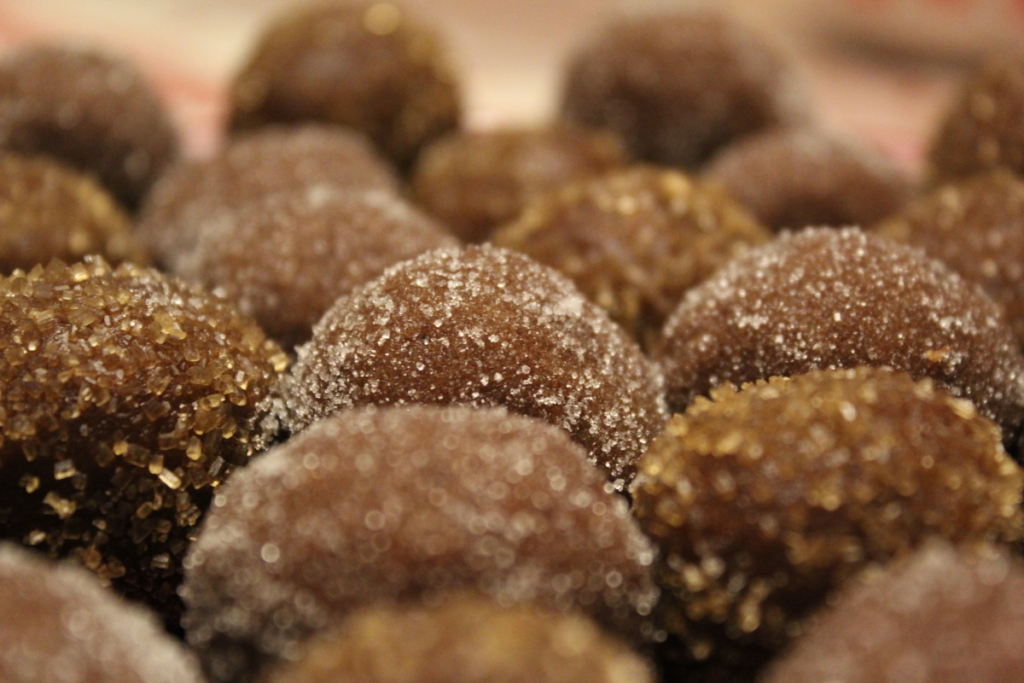 No-Bake Chocolate Bourbon Balls (Close-Up)