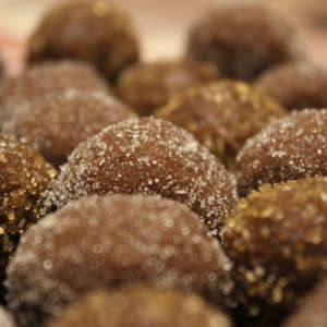 No-Bake Chocolate Bourbon Balls (Close-Up)